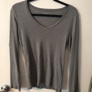 Grey long sleeve shirt🛍
